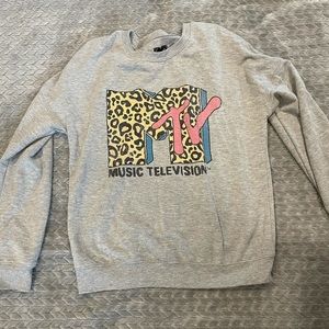 Women’s sweatshirt